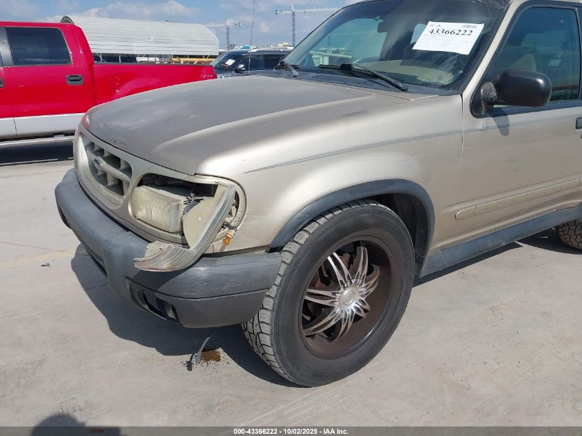 2000 Ford Explorer Sport VIN: 1FMYU60E4YUB05579 Lot: 43366222