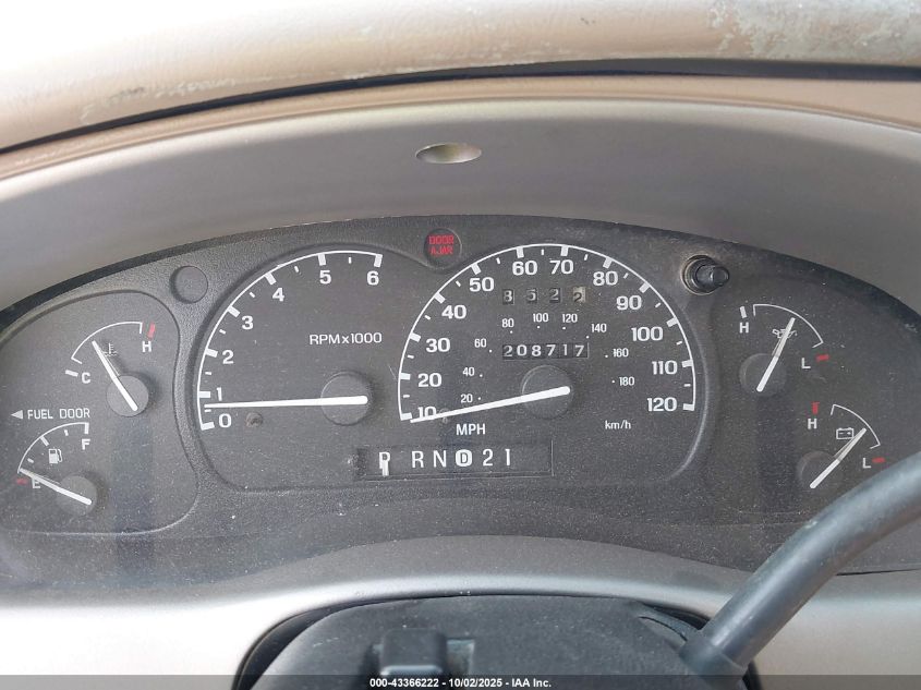 2000 Ford Explorer Sport VIN: 1FMYU60E4YUB05579 Lot: 43366222