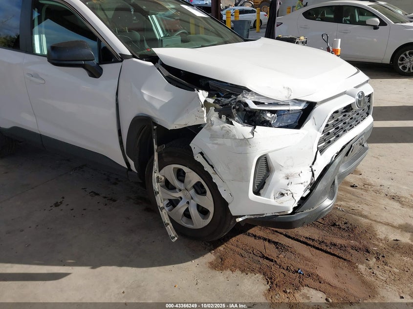 2023 TOYOTA RAV4 LE - 2T3F1RFV3PW406407