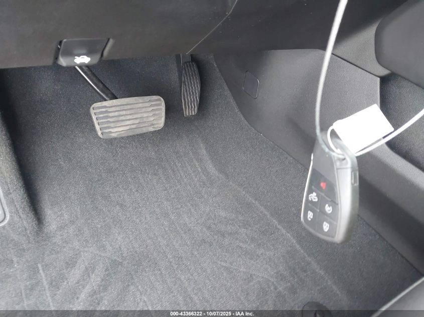 2025 GMC Sierra 2500Hd 4Wd Standard Bed At4X VIN: 1GT4UZEY8SF285121 Lot: 43366322