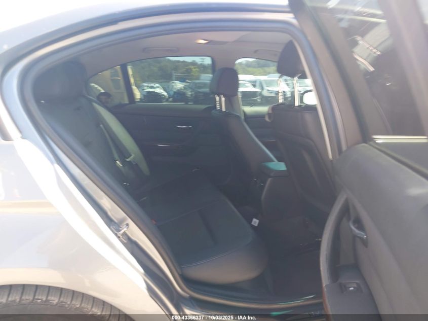 2011 BMW 328I xDrive VIN: WBAPK5C56BF125627 Lot: 43366337