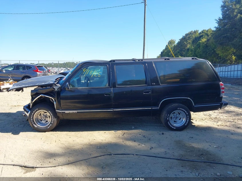 1992 GMC Suburban C1500 VIN: 1GKEC16K5NJ722470 Lot: 43366339