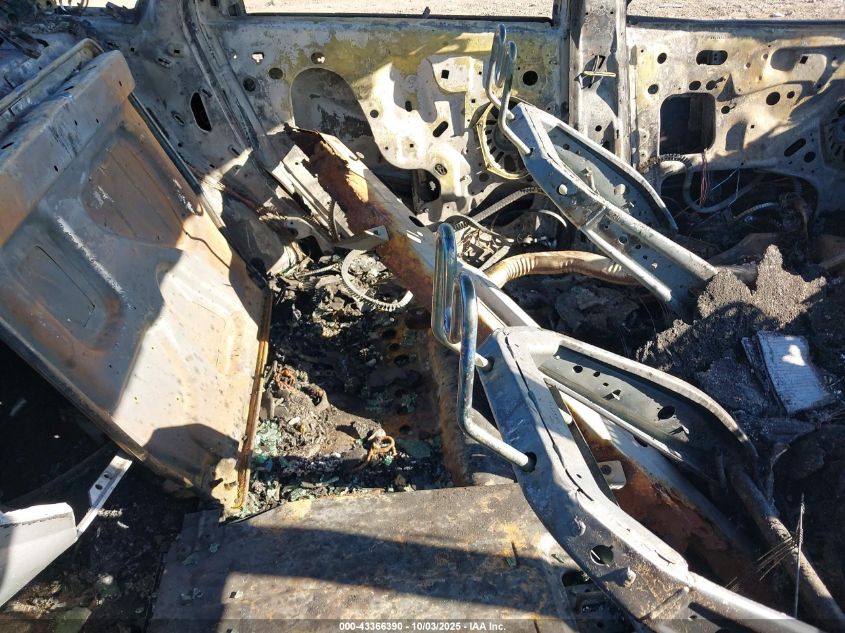 2007 Ford Focus S/Se/Ses VIN: 1FAFP34N27W353057 Lot: 43366390