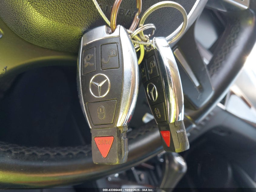 2012 Mercedes-Benz C 300 Luxury 4Matic/Sport 4Matic VIN: WDDGF8BB9CR192308 Lot: 43366445