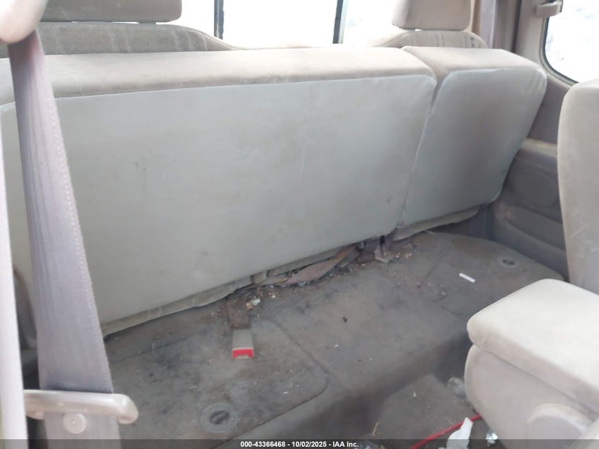 5TBBT44153S334772 2003 TOYOTA TUNDRA photo no. 8