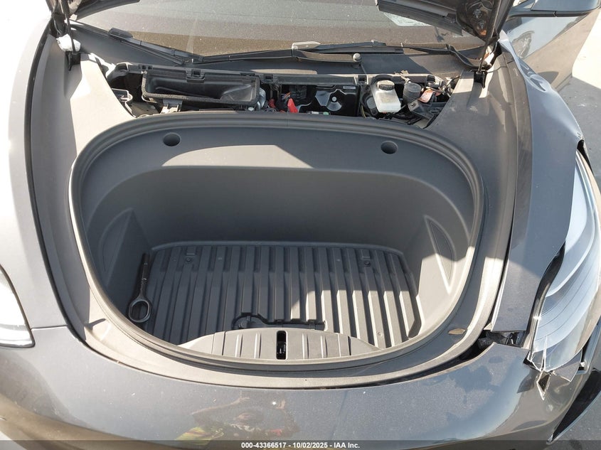 2023 Tesla Model 3 Long Range Dual Motor All-Wheel Drive VIN: 5YJ3E1EB5PF620739 Lot: 43366517