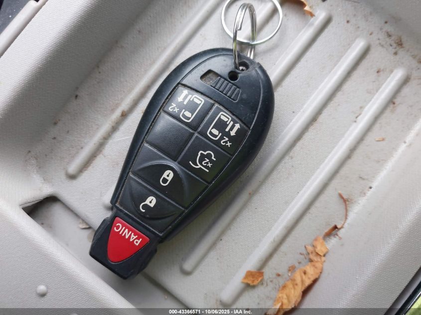 2012 Chrysler Town & Country Touring VIN: 2C4RC1BG1CR399977 Lot: 43366571