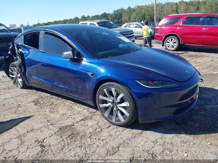 TESLA MODEL 3 LONG RANGE DUAL MOTOR ALL-WHEEL DRIVE