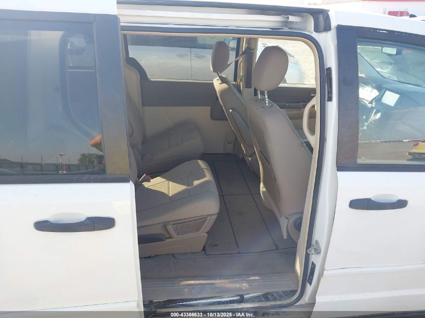 2008 Chrysler Town & Country Lx VIN: 2A8HR44H18R818217 Lot: 43366633