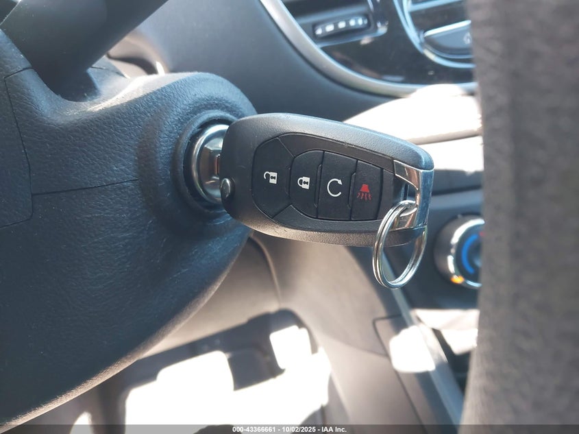 2022 CHEVROLET TRAX AWD LS KL7CJNSM5NB545174