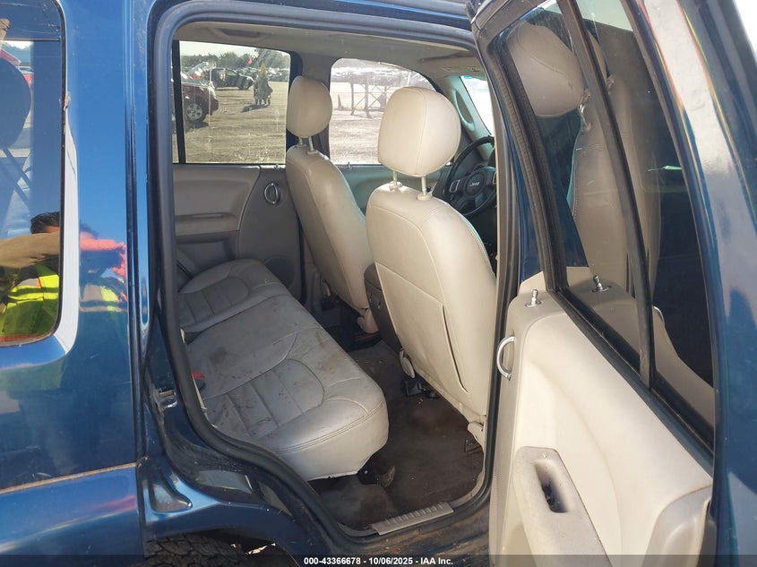 2003 Jeep Liberty Limited Edition VIN: 1J8GL58KX3W701731 Lot: 43366678