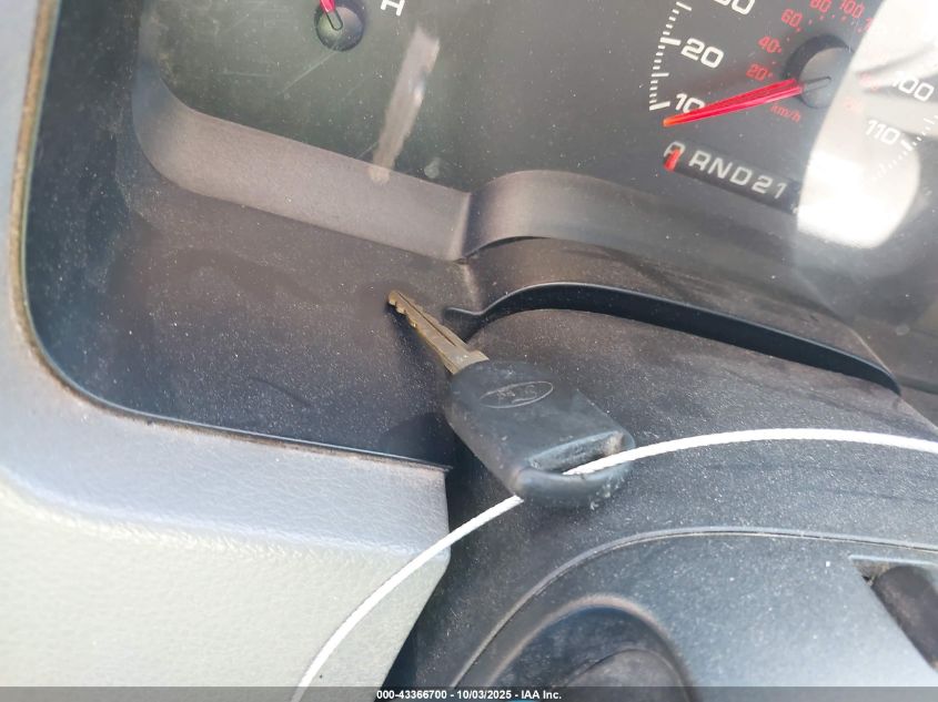 2005 Ford F-150 Stx/Xl/Xlt VIN: 1FTRF12215NB88239 Lot: 43366700