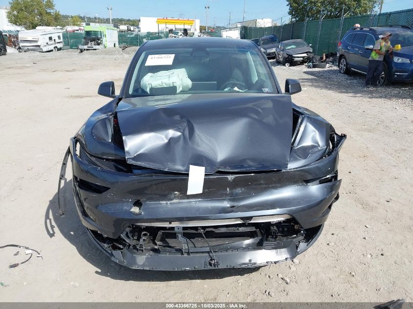 2026 Tesla Model Y Long Range Dual Motor All-Wheel Drive/Long Range Launch Series VIN: 7SAYGDEE4TF332834 Lot: 43366725