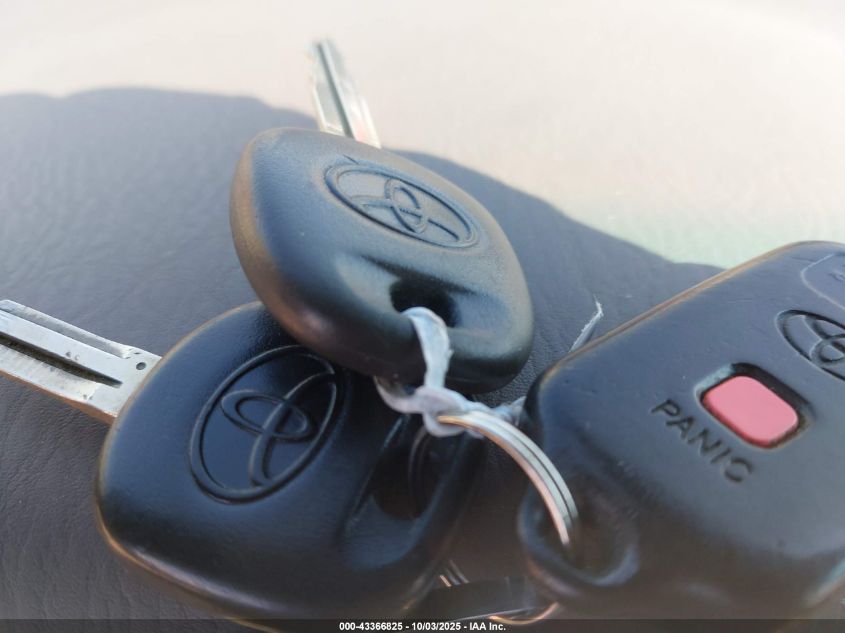 2005 Toyota Highlander Limited V6 VIN: JTEDP21A950074195 Lot: 43366825