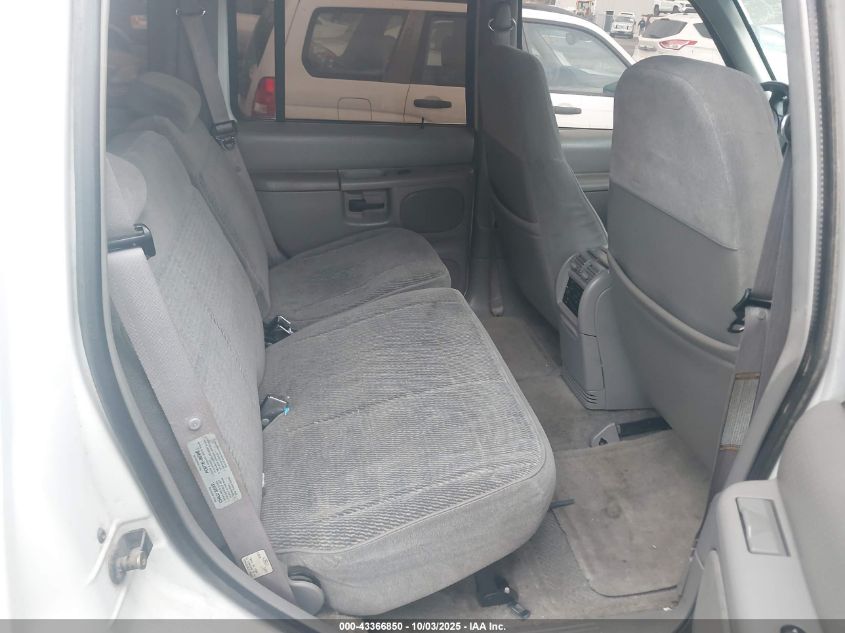 1996 Ford Explorer VIN: 1FMDU32P0TZA22738 Lot: 43366850