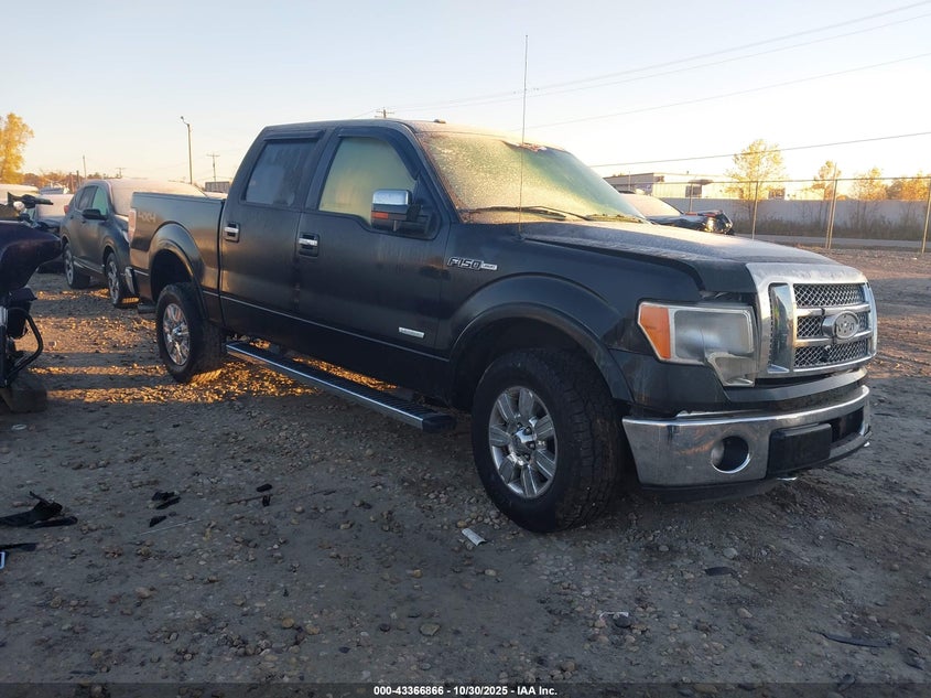 FORD F-150 LARIAT