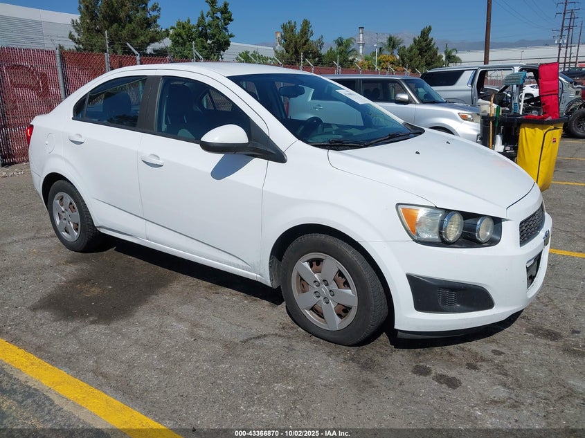 CHEVROLET SONIC LS AUTO
