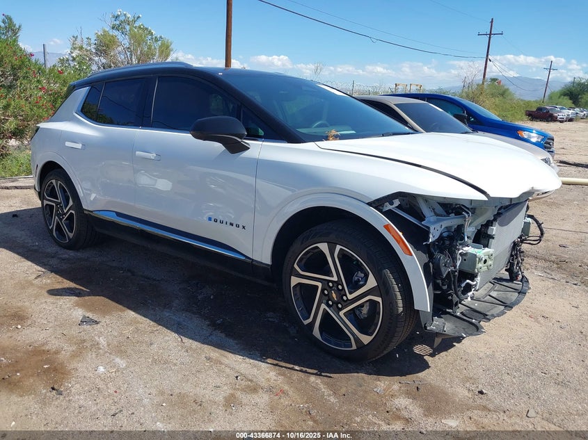 CHEVROLET EQUINOX LT 2