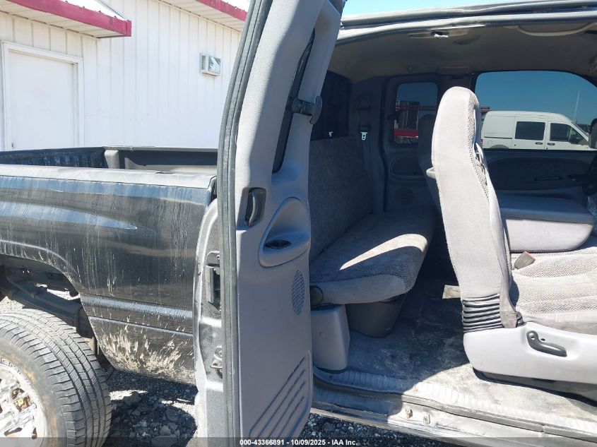 1999 Dodge Ram 2500 St VIN: 3B7KF2367XG180375 Lot: 43366891