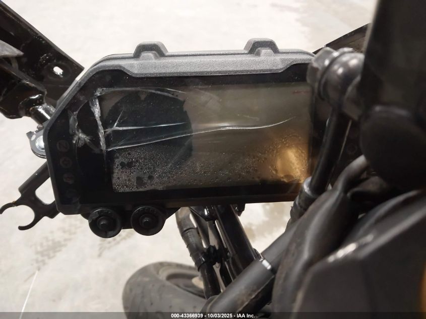 2020 Yamaha Yzfr3 A VIN: MH3RH18YXLK002817 Lot: 43366939