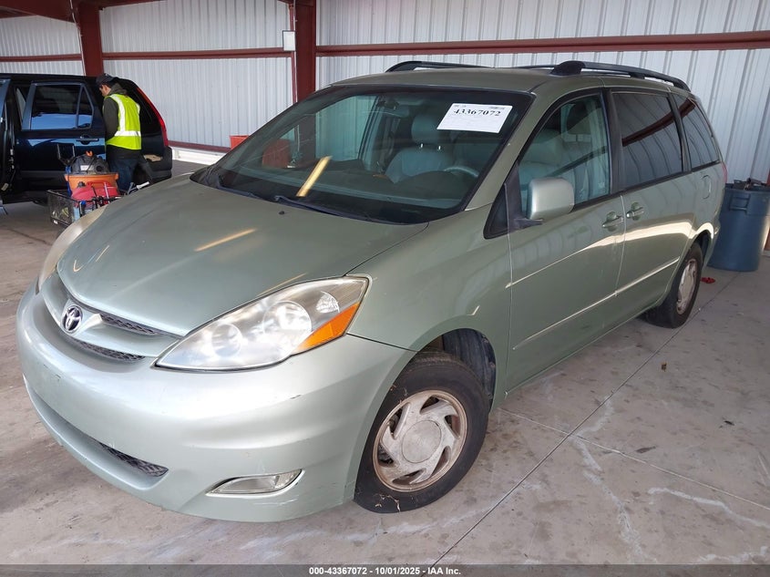 5TDZK22C98S153490 2008 TOYOTA SIENNA photo no. 2