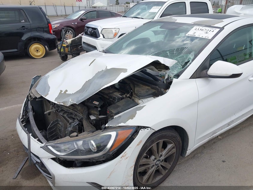 VIN 5NPD84LF9JH271077 2018 HYUNDAI ELANTRA VALUE EDITION