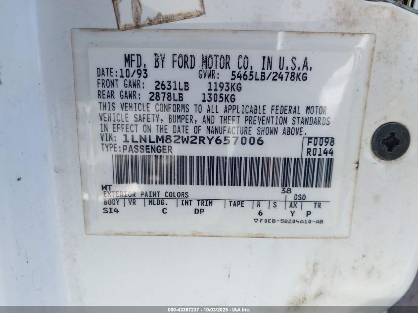 1994 Lincoln Town Car Signature/Tournament VIN: 1LNLM82W2RY657006 Lot: 43367237