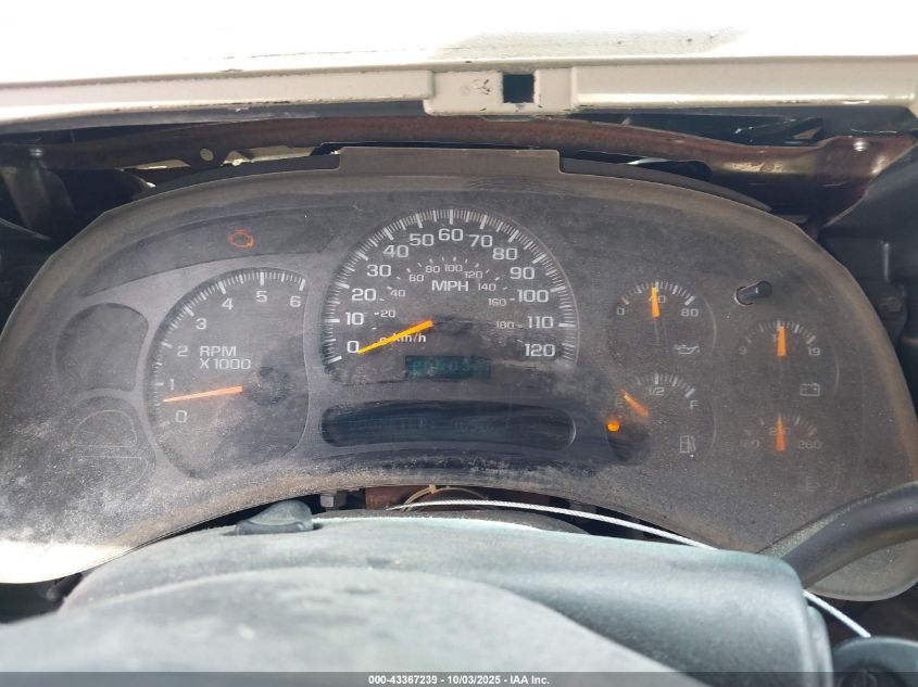 2004 Chevrolet Suburban C1500 VIN: 1GNEC16Z24J270962 Lot: 43367239