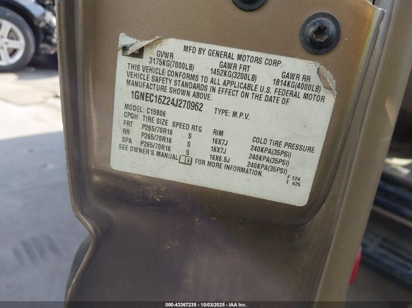 2004 Chevrolet Suburban C1500 VIN: 1GNEC16Z24J270962 Lot: 43367239