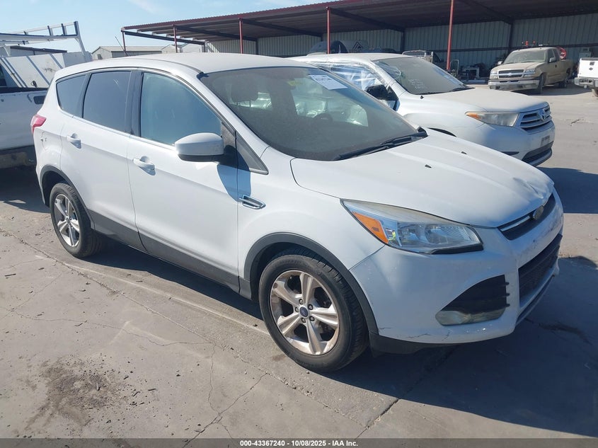 FORD ESCAPE SE