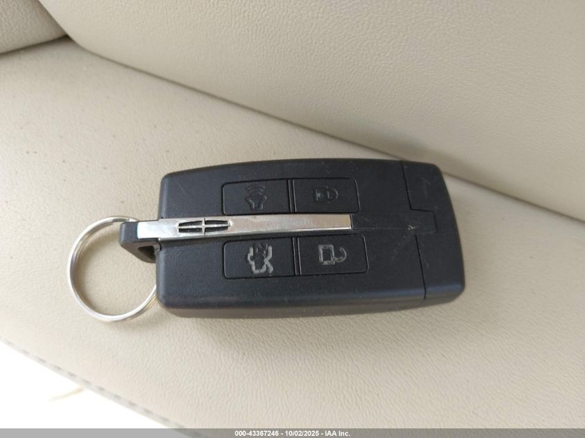 2009 Lincoln Mks VIN: 1LNHM93R19G629689 Lot: 43367246