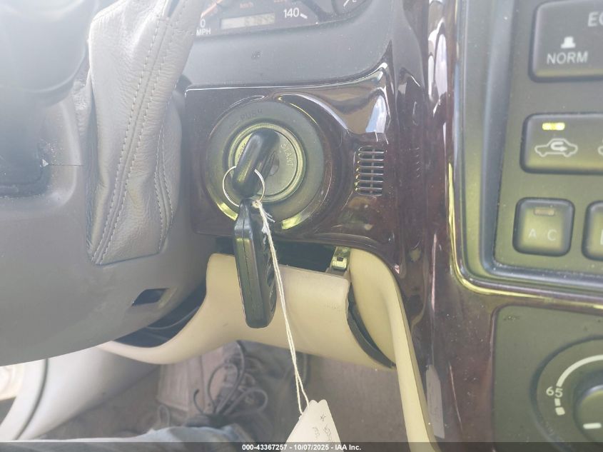 1999 Toyota Avalon Xls VIN: 4T1BF18B3XU298447 Lot: 43367257