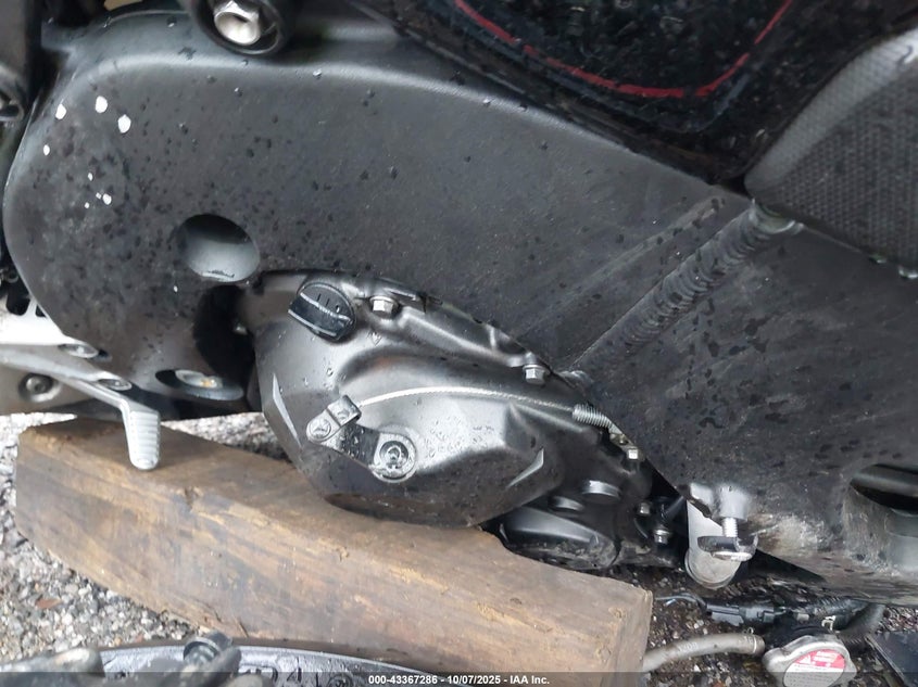 JH2SC59018M008880 2008 HONDA CBR photo no. 8
