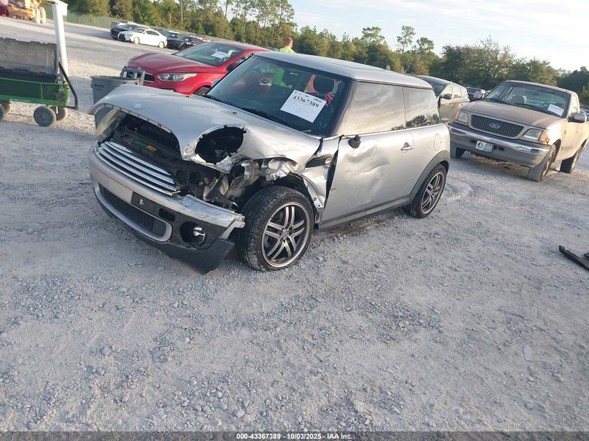 WMWMF33588TT59838 2008 MINI COOPER photo no. 2