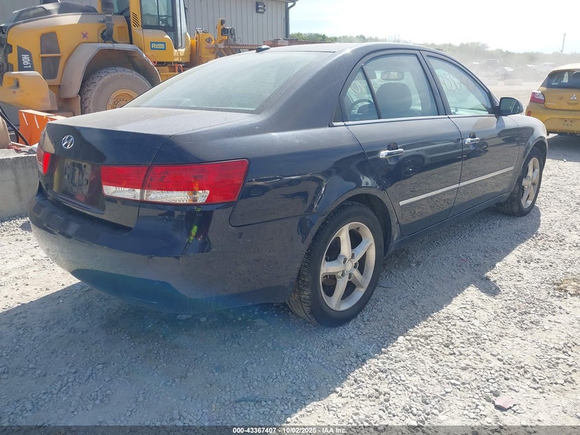 5NPEU46C88H352597 2008 HYUNDAI SONATA photo no. 4