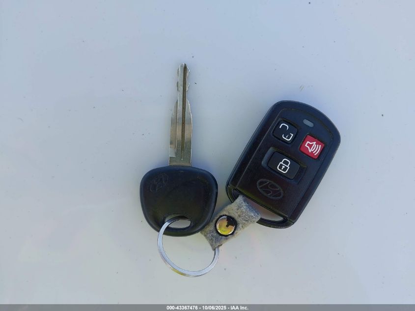 2005 Hyundai Elantra Gls/Gt VIN: KMHDN46DX5U026363 Lot: 43367476