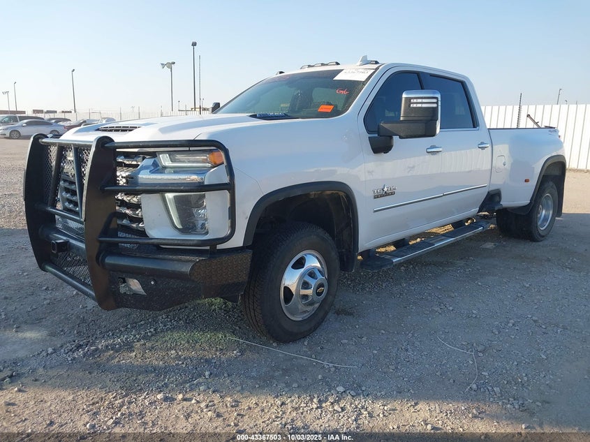 1GC4YUEY8NF193549 2022 CHEVROLET SILVERADO photo no. 2