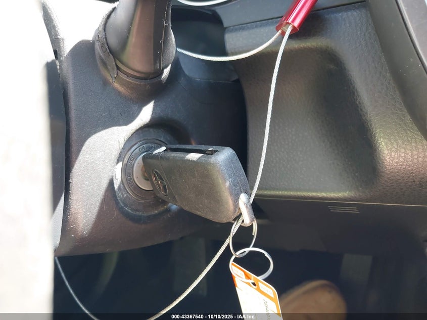 2018 Toyota Camry Le VIN: JTNB11HK0J3070692 Lot: 43367540