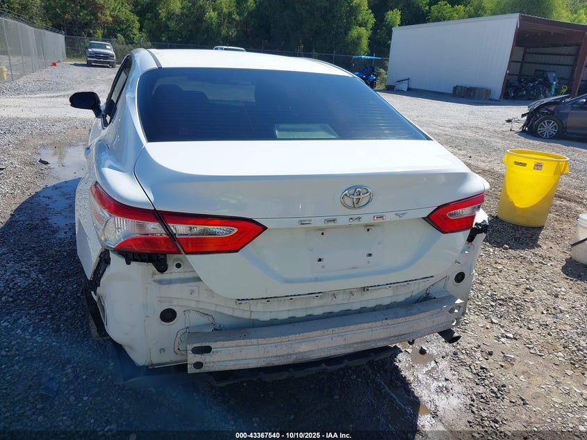 2018 Toyota Camry Le VIN: JTNB11HK0J3070692 Lot: 43367540