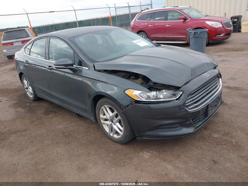 FORD FUSION SE