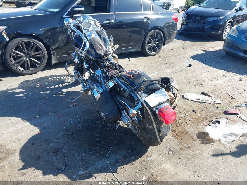 1HD1BMY163Y013682 2003 HARLEY-DAVIDSON FAT BOY photo no. 3