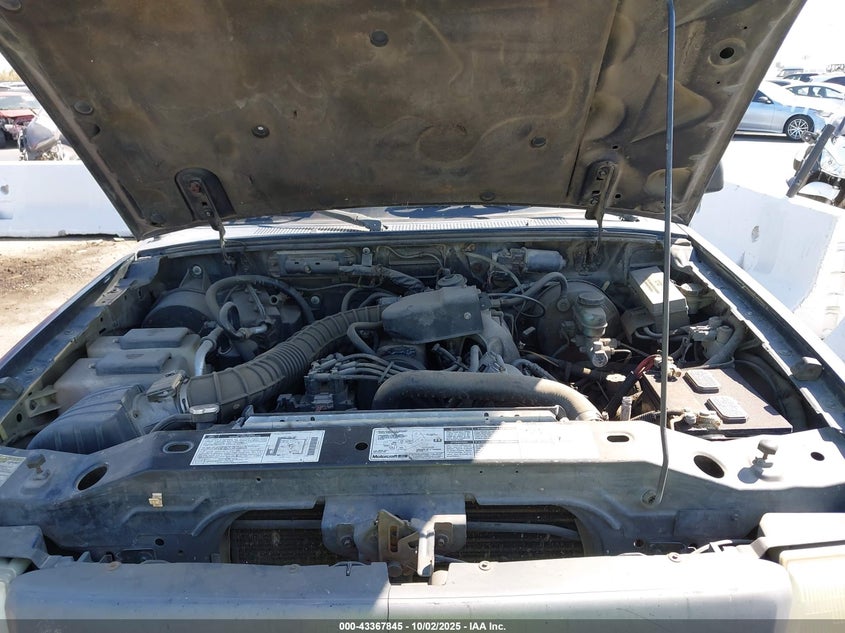 2000 Ford Ranger Xl/Xlt VIN: 1FTYR10C5YPA68449 Lot: 43367845