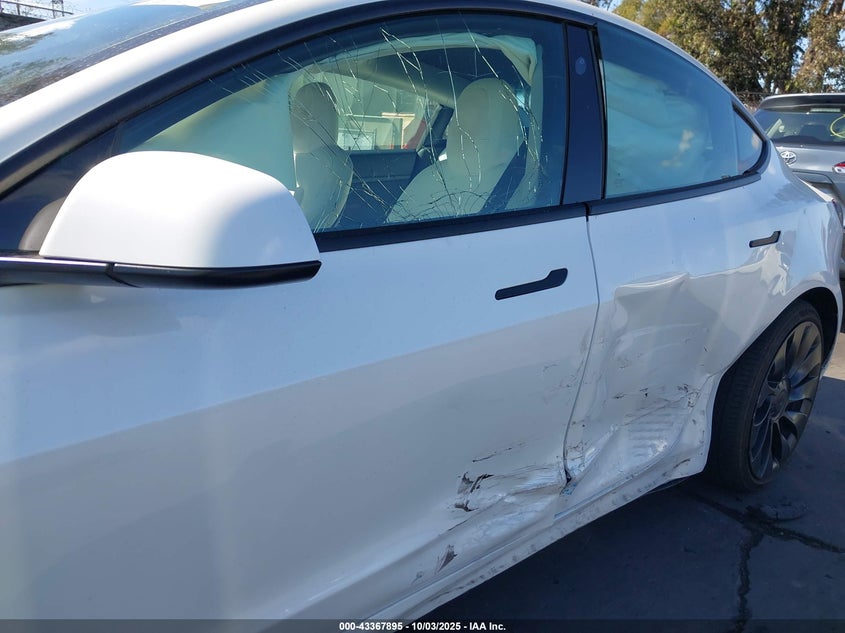 2022 Tesla Model 3 Performance Dual Motor All-Wheel Drive VIN: 5YJ3E1EC2NF123525 Lot: 43367895