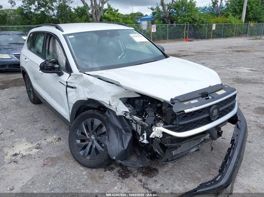 VOLKSWAGEN TAOS 1.5T S