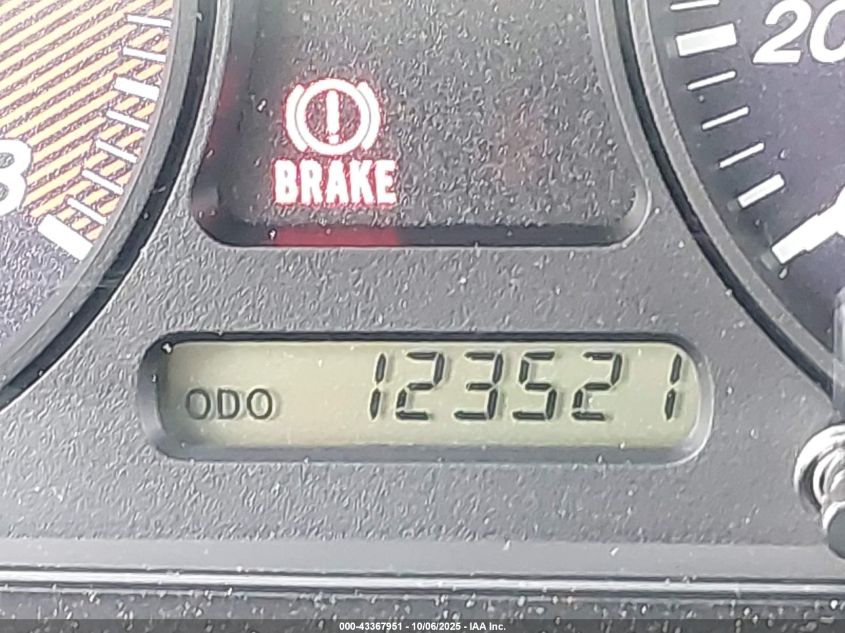 1999 Mazda Mx-5 Miata Leather Pkg/Popular Equipment Pkg/Sports Pkg/Touring Pkg VIN: JM1NB3530X0126910 Lot: 43367951