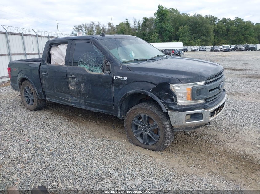 FORD F-150 LARIAT