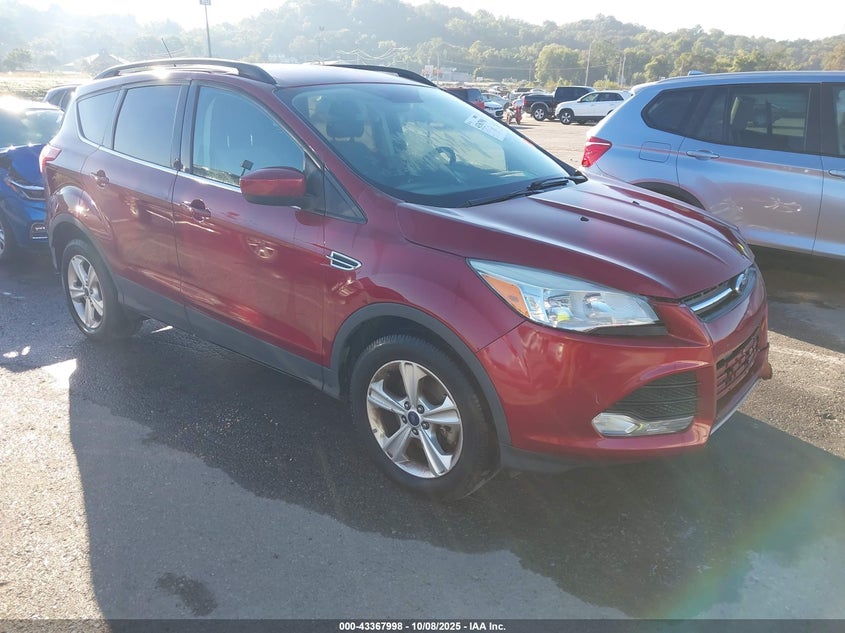 FORD ESCAPE SE