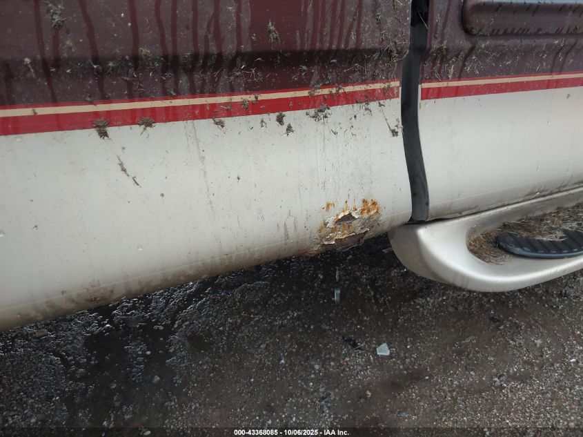 2000 Ford F-150 Lariat/Work Series/Xl/Xlt VIN: 1FTRX17W1YKB10509 Lot: 43368085