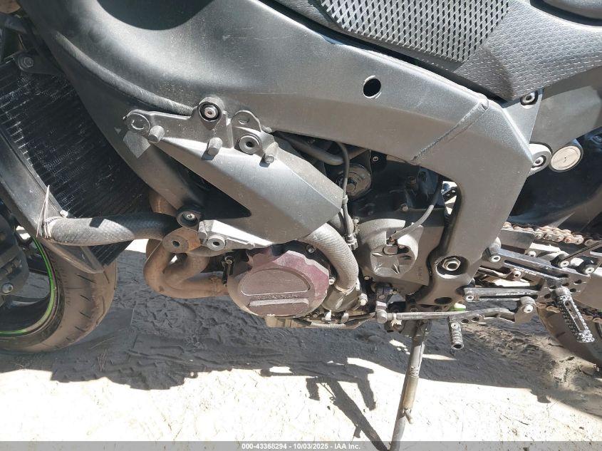 2011 Kawasaki Zx600 R VIN: JKAZX4R14BA028154 Lot: 43368294