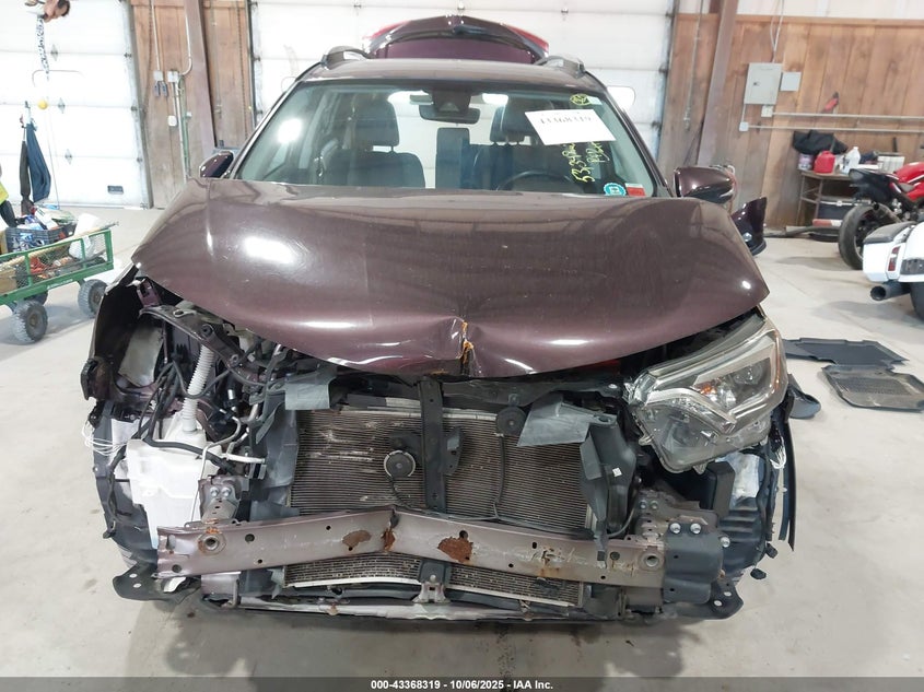 2018 TOYOTA RAV4 auction photo 6
